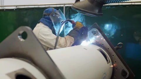 Man welding Stock Footage 296603728