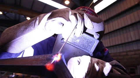 Man welding iron Stock Footage 56627817