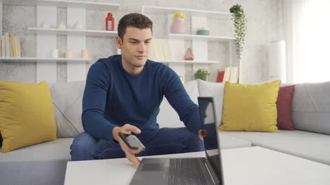 The man who put his computer on the second hand sales site. Video stock 220168957