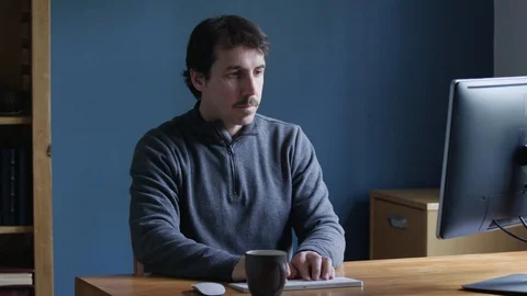 Man working from home office Video stock 129515933