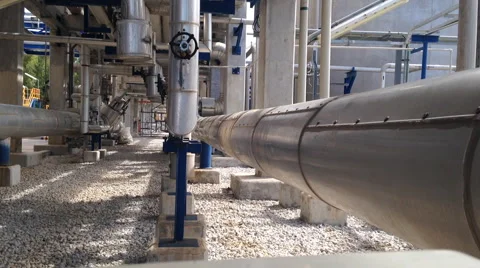 A man working in refinery plant Stock Footage 52913149