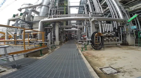 Man working in refining factory Stock Footage 41305276