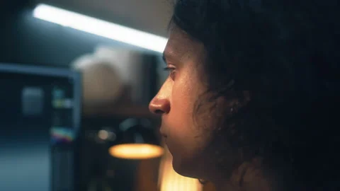 Man working remotely on 3D project Vídeos de archivo 211795165