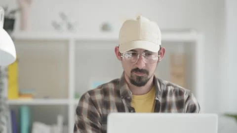 Man working remotely from home. Video stock 276545378