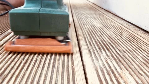 Man working with a sander. Video stock 130791651