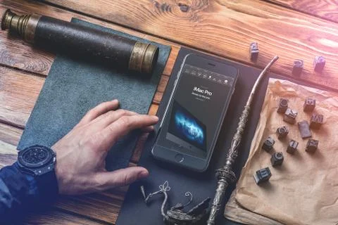 Man working with a smartphone. Fotos de archivo