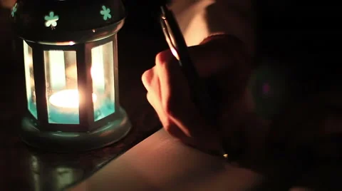 Man Writes A Letter When The Lamp 2 스톡 동영상 40899172