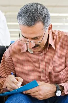 Man writing Stock-Fotos