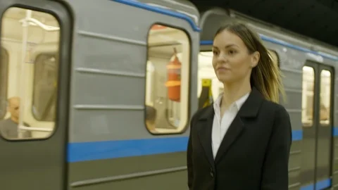 Manager going through metro station Video stock 120664206