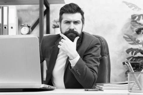 Manager solving business problems. Businessman in charge of business solutions Stockfoto's