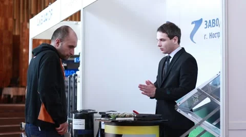 Manager speaking with client Stock Footage 62647848