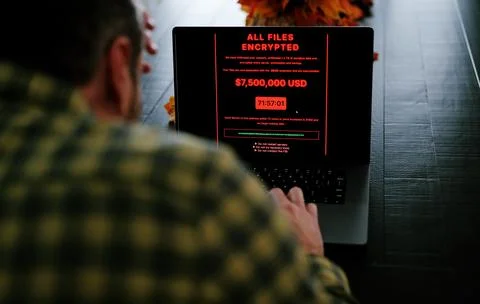 Manager Working Remotely Falls Victim to Malware Foto stock