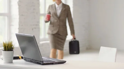 Manager at Workplace Stockbeeldmateriaal 91791330