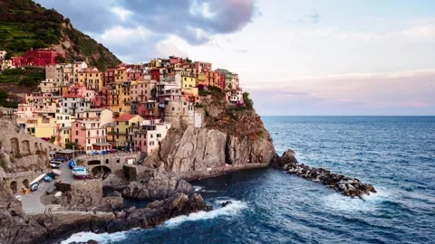 Manarola in Cinque Terre time lapse Video stock 255307985