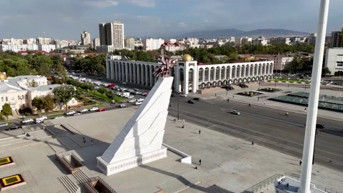 The Manas statue stands majestically at Ala-Too Square Stock Footage 328944981