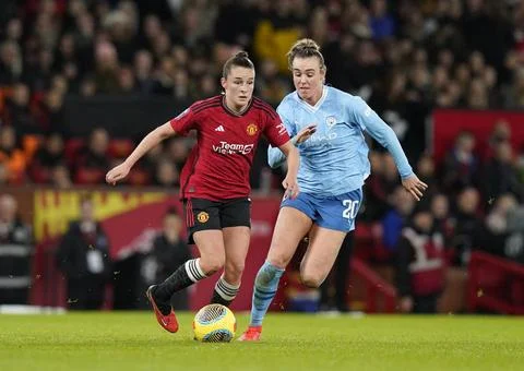  Manchester, England, 19th November 2023. Ella Toone of Manchester United,... Stock Photos