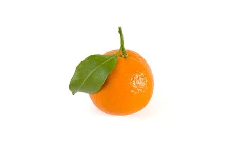 Mandarin with green leaf 스톡 사진