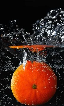 Mandarin under water 库存照片