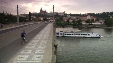 Manesuv most/Manes bridge over river Vltava, Prague, Czech Republic, traffic Video stock 48990627