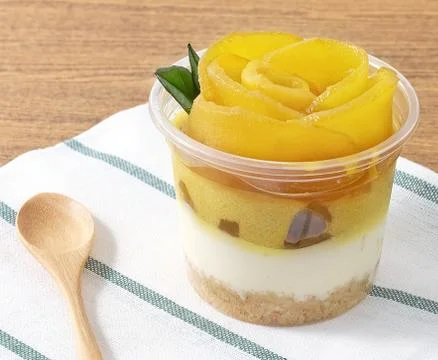 Mango Cheesecake Stock Photos