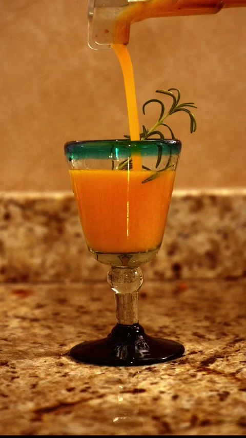 MANGO MARGARITA SLOW MOTION 動画素材 336266099