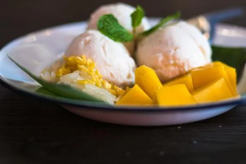 Mango pudding. mango ice cream with sticky rice  deliciou sweet dessert Thail Stock Photos