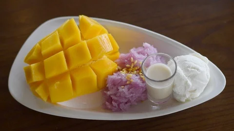 Mango with sticky rice Stock Footage 87450011