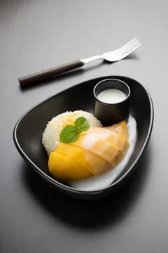 Mango sticky rice Stock Photos