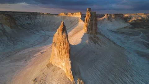 Mangystau. View of the cliffs of the Ustyurt plateau in Western Kazakhstan. Video stock 327618878