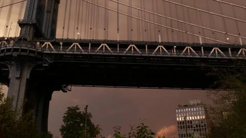 Manhattan Bridge to Brooklyn Dumbo. New York City symbol, USA. Evening sunset Stockbeeldmateriaal 308350712