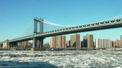Manhattan Bridge during winter in New York City Stock Footage 59787480
