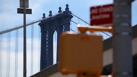 Manhattan Bridge From Intersection Vídeo Stock 79866368