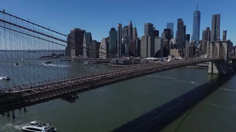 Manhattan Bridge, looking towards Lower Manhattan, 9/4/2025, 4K Stock Footage 306767817