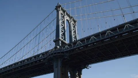 The Manhattan Bridge at sunrise Video stock 328337015