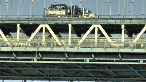 Manhattan Bridge Traffic Stock Footage 132714338