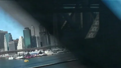 From manhattan to Brooklyn TRAIN 스톡 동영상 494396