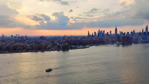 Manhattan panorama against the background of an evening pink sky with clouds. Stock Footage 316684589