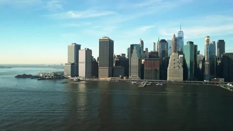 Manhattan skyline tracking shot Stock Footage 275189075