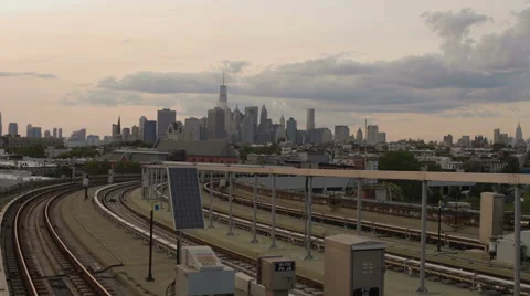 Manhattan Skyline view background Subway Station Brooklyn New York City  스톡 동영상 41870603