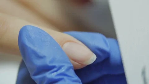 Manicurist file nails Видео 69178355