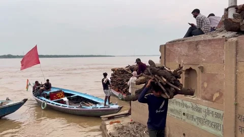 Manikarnika Ghat Stock Footage 285025732
