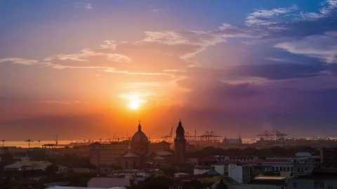 Manila Cathedral Sunset Time Lapse in Intramuros, Metro Manila, Philippines Vidéo 75334082