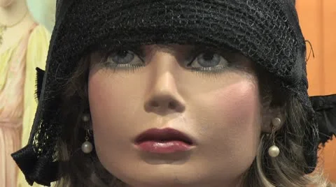 Maniquine Face Stock Footage 8907999