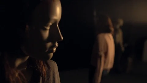 Mannequin on the Bench Vidéo 126671126