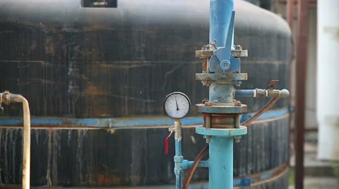 Manometer is measuring pressure Stock Footage 55213078