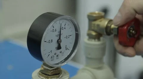 Manometer in work Video stock 47057749