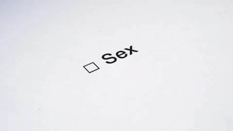 Man's hand with a pen over the document. Close-up. Vídeo Stock 107385156