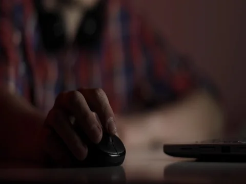 Man's hand using computer mouse. Stock Footage 77111395