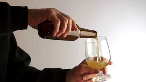 Man's hands pour beer Video stock 70673731