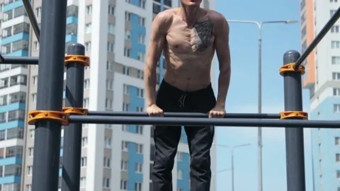 Man's outdoor workout in summer Stock-Footage 160826546